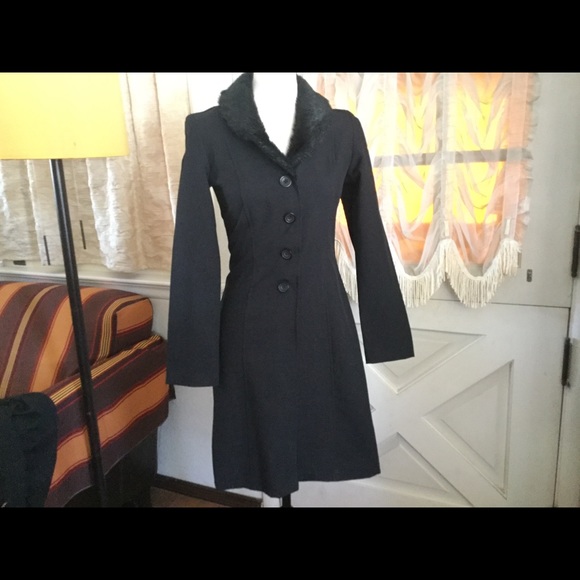 Vintage women long coat black faux fur collar - Picture 3 of 6